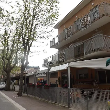 La Vela 2*